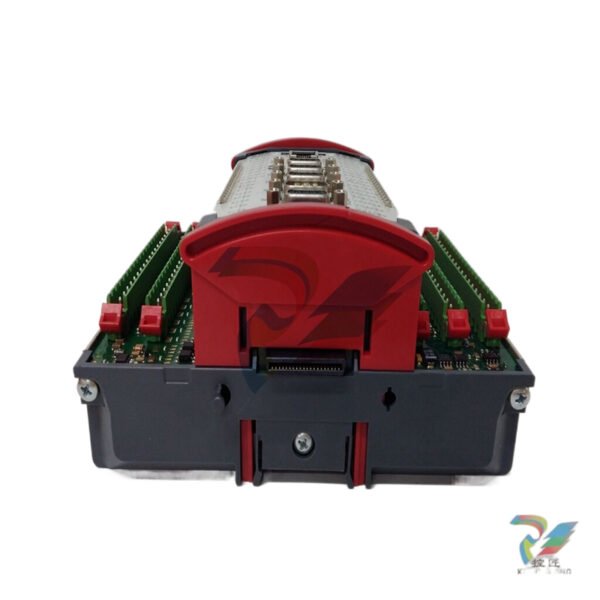 MOOG QAIO 16/4-V D137-001-007, 16 voltage inputs Â±10 V, 4 voltage outputs, 1 reference voltage output
